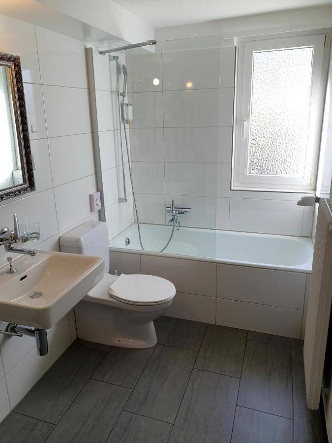 Chambre d’hôte pour 2 personnes, avec Balcon ainsi que Terrasse et Vue dans Région de Grisons - 4
