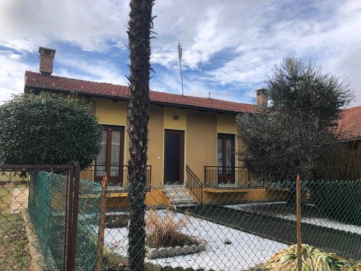 Maison d’hôte pour 5 personnes, avec Balcon et Terrasse ainsi que Jardin et Vue à Busca