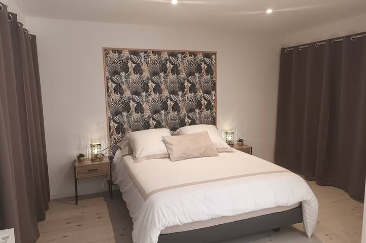 Location de vacances pour 4 personnes, avec Terrasse et Jardin à Ploumagoar