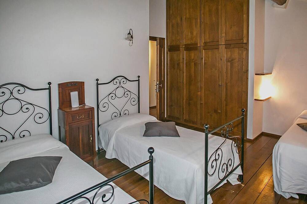 Villa Monica - Private Villa, 5 Zimmer, Pool, Wlan, haustierfreundlich, Marken in San Costanzo, Valle del Metauro