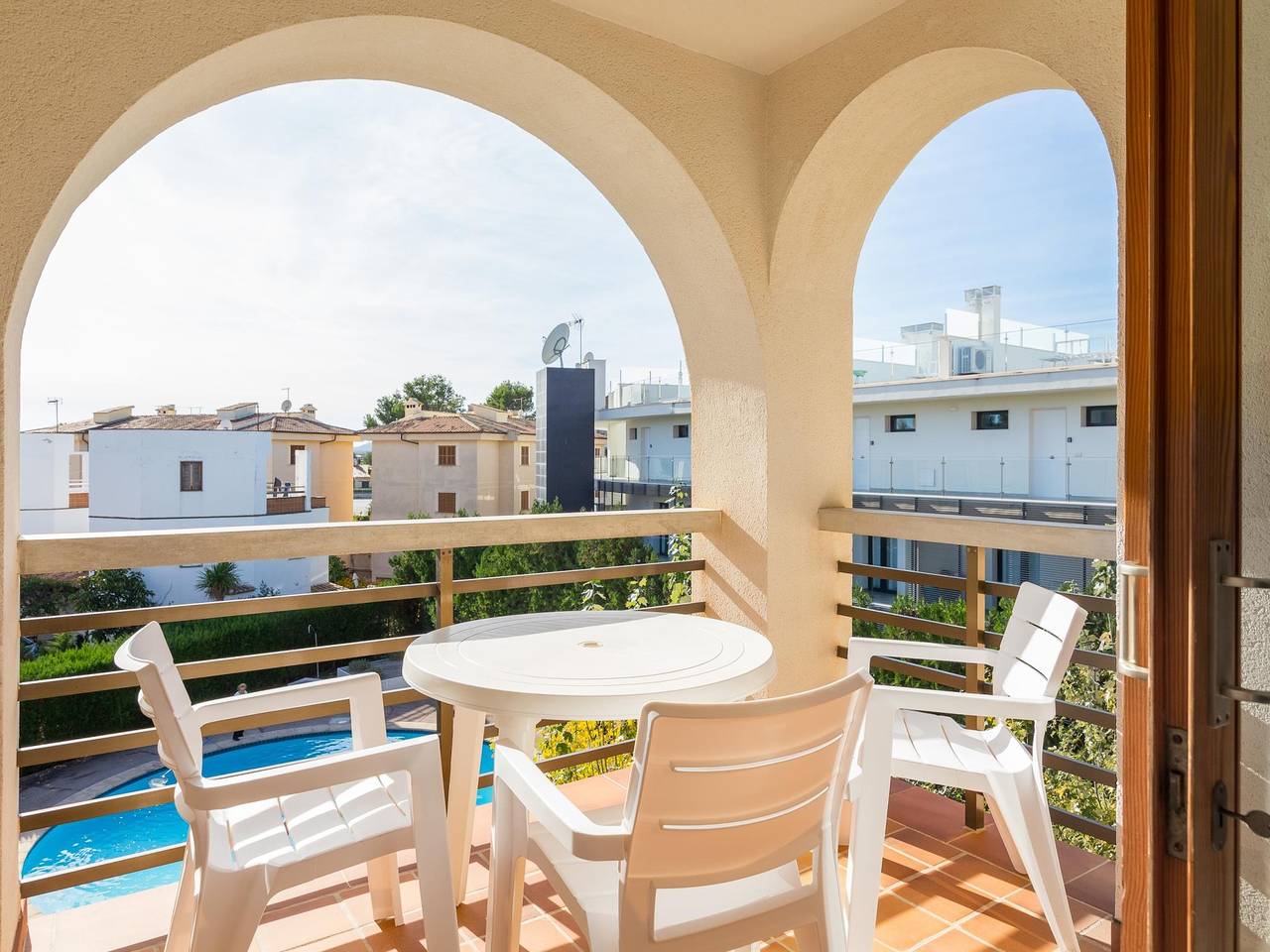Geheel vakantieappartement, Vakantieappartement voor 2 personen met zwembad in Port de Pollença, Pollença