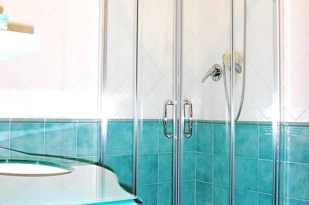 Entire apartment, Lofts between Albissola and Savona in Savona (City), Savona