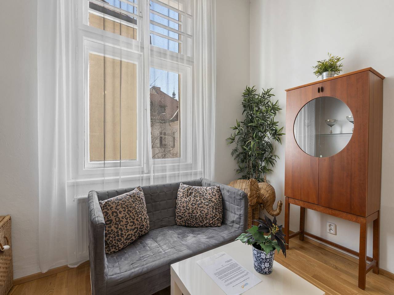 Entire apartment, Old Town home in Staré Město, Prague