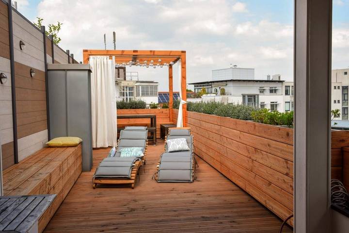 Ferienwohnung für 12 Personen, mit Balkon und Terrasse sowie Ausblick in Karlsruhe - 4