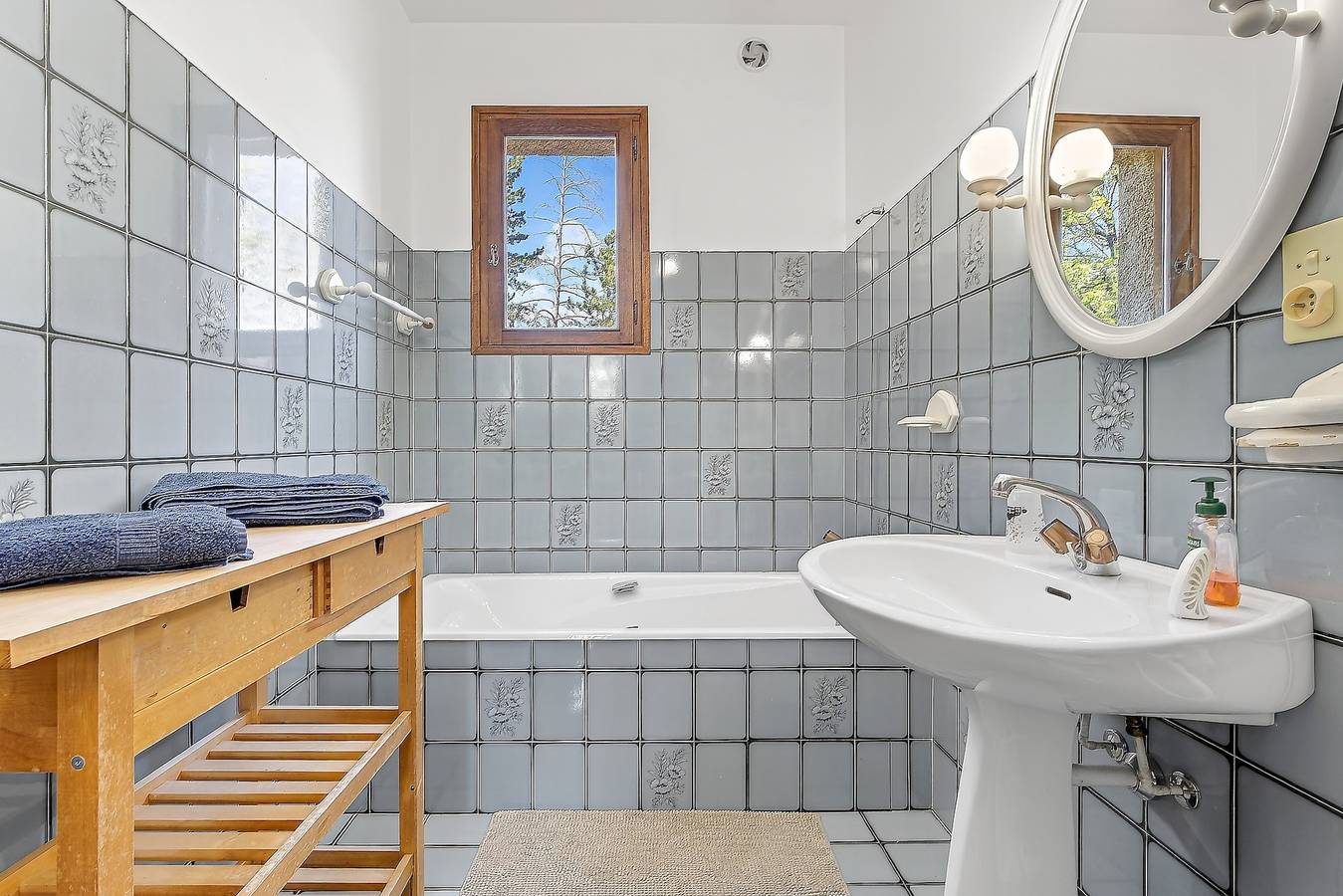 Guest Room - Corail Room 18 m² - Mountain View & Private Pool in Gap, Gap region