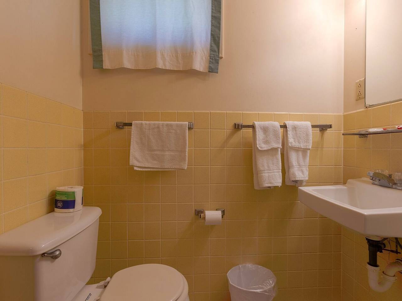 Apartamento entero, Sala de estar | Cocina | 2 camas tamaño queen | Cama plegable in Conneaut Lakeshore, Condado de Crawford (PA)