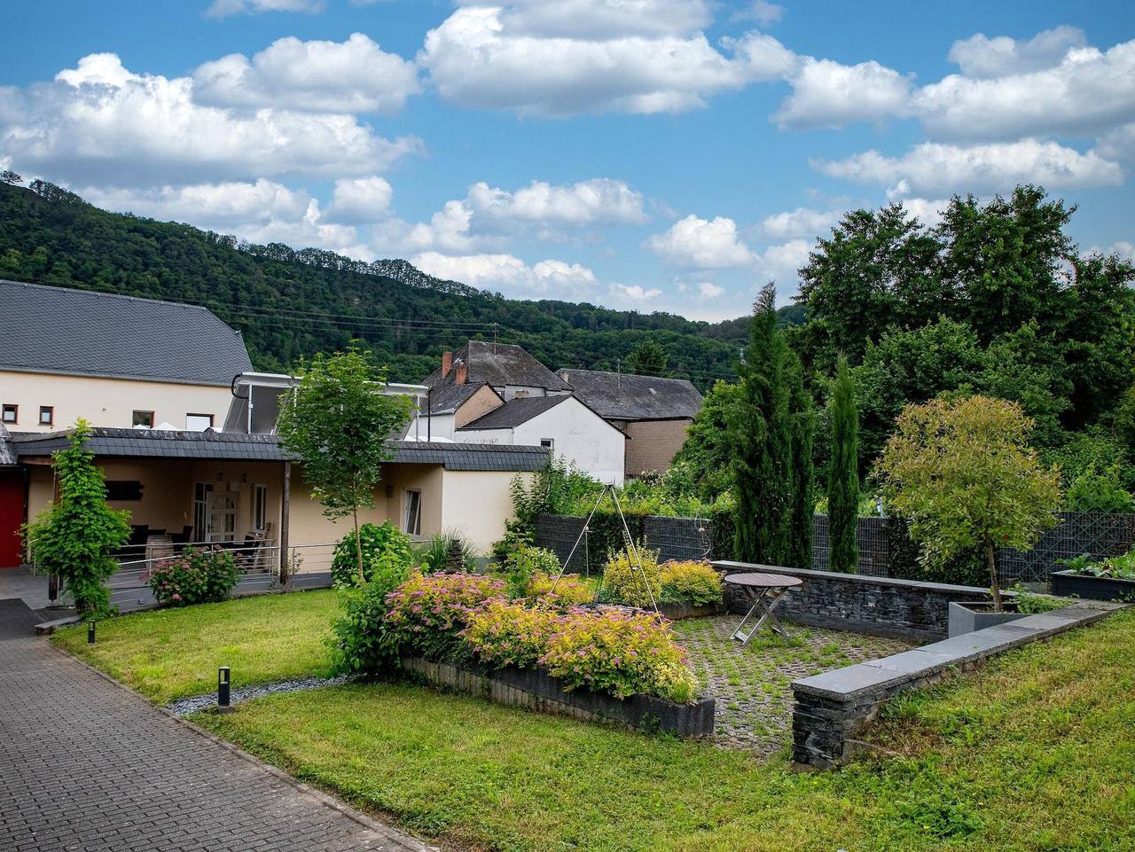 Ganze Ferienwohnung, Ferienwohnung Weingut Thielen-Nilles - Ferienwohnung Altärchen in Minheim, Bernkastel-Kues & Umgebung