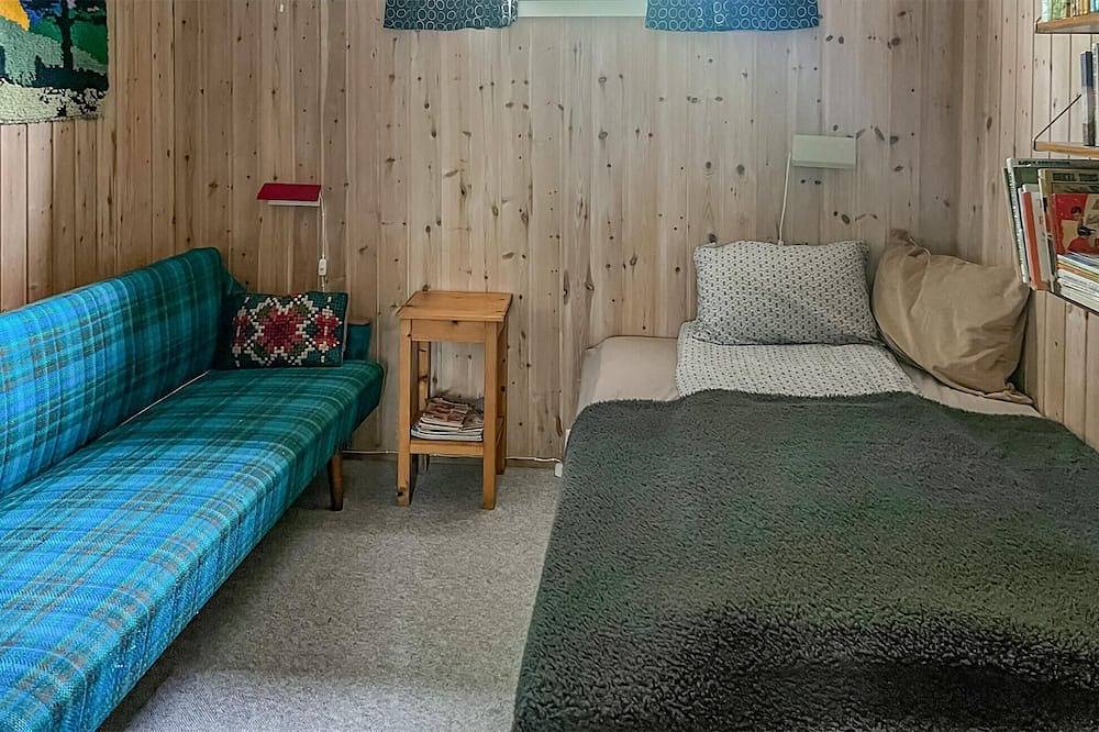 Stunning home in Digermulen with kitchen in Vågan