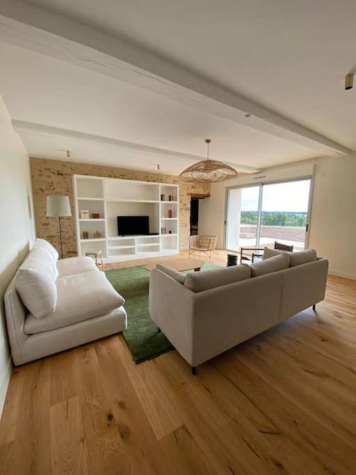 Location de vacances pour 15 personnes, avec jacuzzi ainsi que jardin et piscine, adapté aux familles à Sainte-Cécile (Vendée) - 4