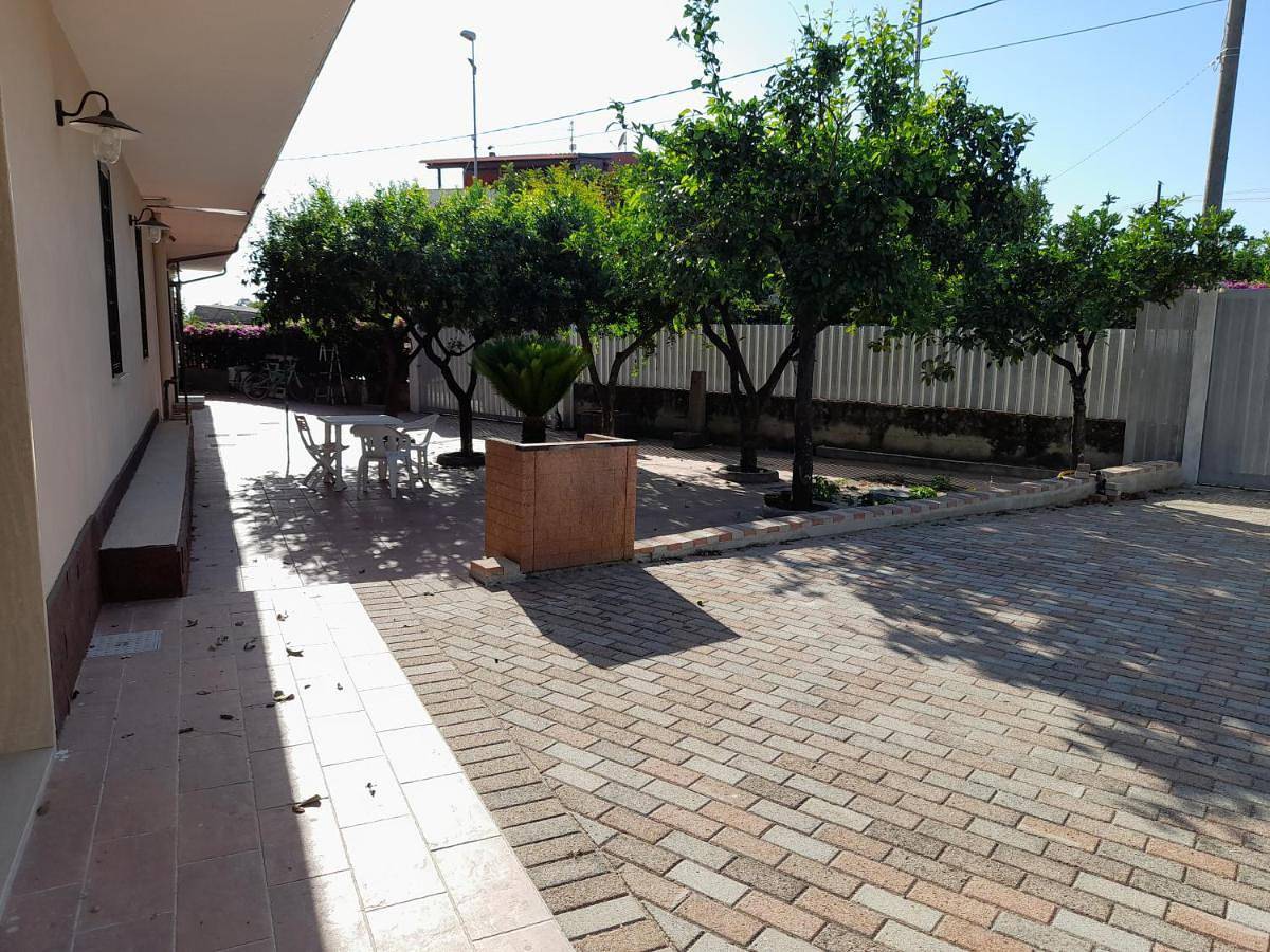 Double Room with Private External Bathroom in Battipaglia, Provincia di Salerno