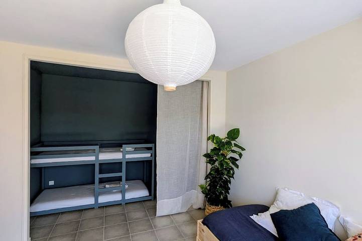 Large family home in the middle of an olive grove in Le Pradet, Mittelmeerküste (Frankreich)