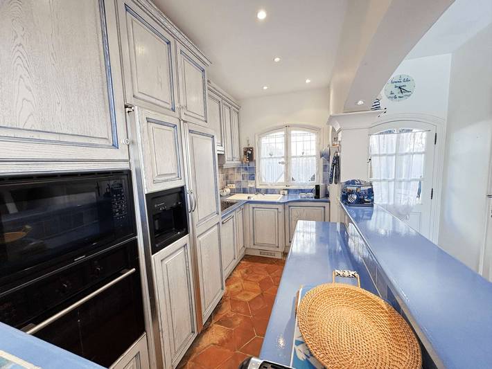 Location de vacances pour 6 personnes, avec balcon dans Port Grimaud - 4
