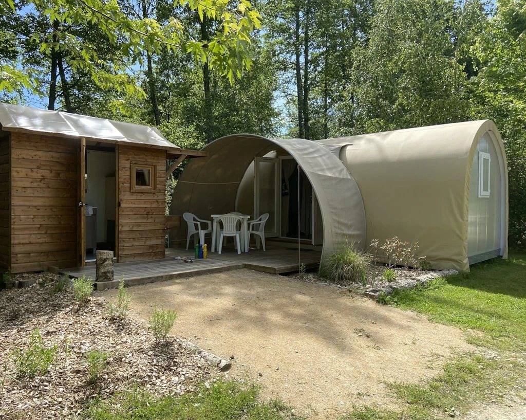 Zecamping 4 étoiles animé espace aquatique bien-être locatif 16m2 in Aubigny (Vendée), Loire-Tal