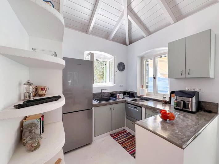 Villa pour 2 personnes, avec vue et terrasse, animaux acceptés à Ithaque - 2