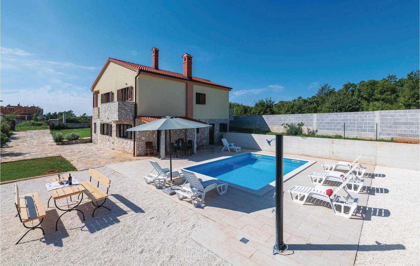 Ferienhaus für 6 Personen mit Terrasse in Peruski, Südküste Istrien