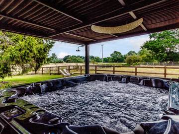 Holiday Home for 10 People in Barnham (Suffolk), Suffolk, Photo 1