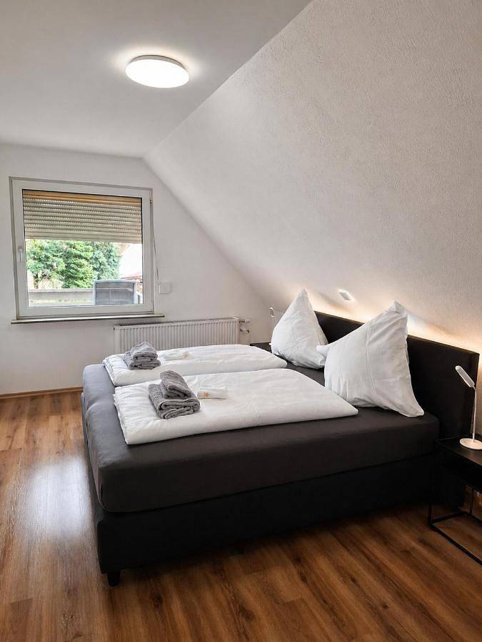 Ferienwohnung für 8 Personen, mit Balkon und Garten sowie Ausblick in Meinhard - 4