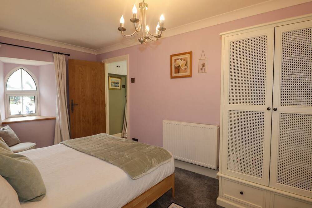 Gingerbread House Thurso 1-bed in Highlands