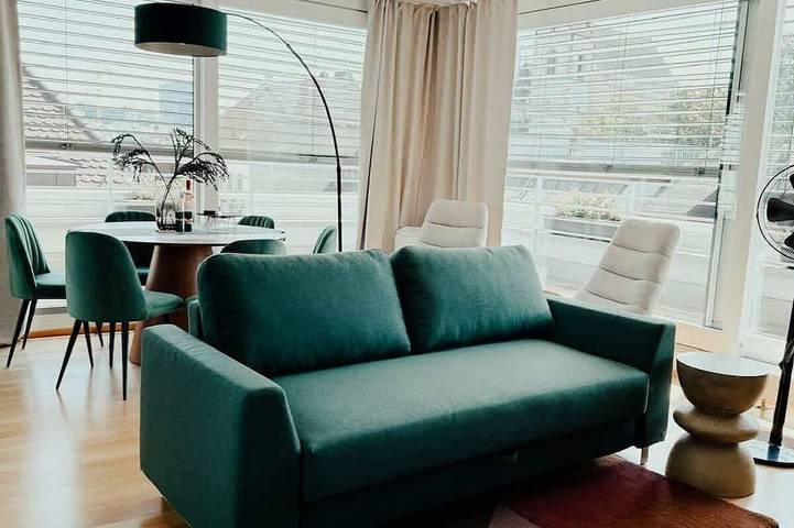Apartamento entero, Just Sunny - Rooftop, Balcony, 3 min to Old Town in Basel 1 Rüdengasse, Basilea
