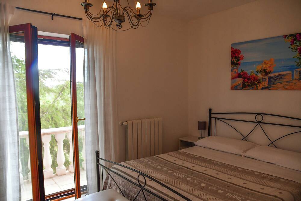 Villa ( Casa Sergio) con piscina privata e idromassaggio in Monopoli, Provincia di Bari