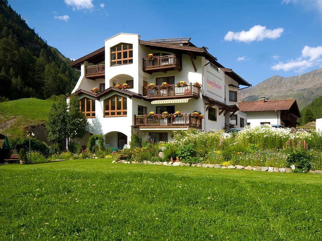 Ganze Ferienwohnung, Pension Bergfrieden in Obergurgl, Ötztal