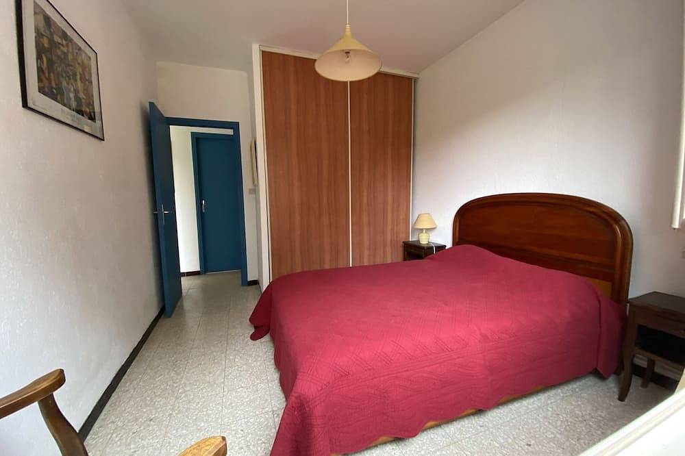 Appartement entier, Appartement dans un bel immeuble avec piscine in Mèze, Côte d'Améthyste
