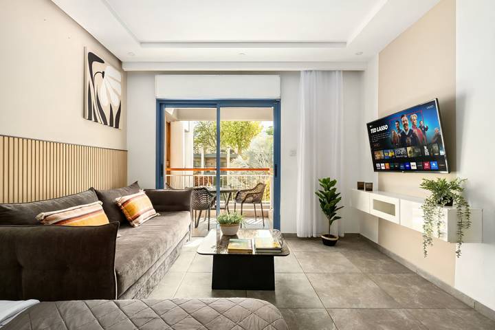 Holiday apartment for 6 people, with pool and balcony, child-friendly - 1