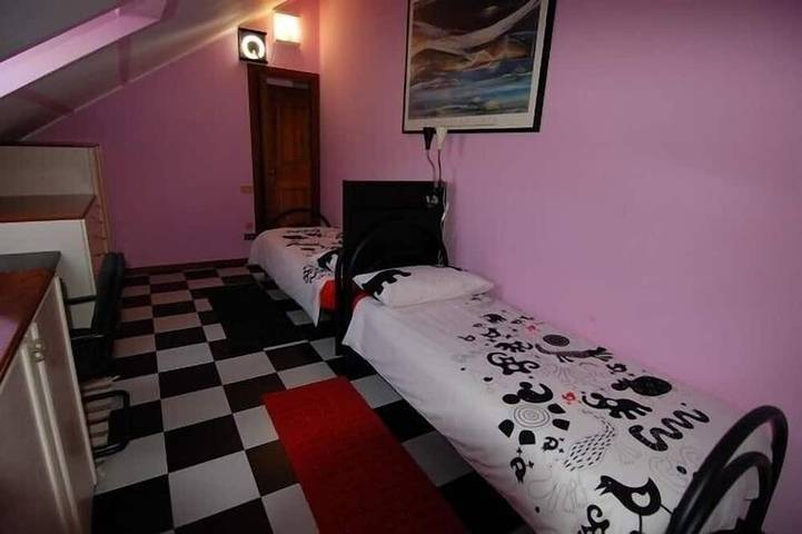 Ganze Wohnung, Luxuriöse Wohnung in einer Villa am Ufer des Lago d'Orta, 8 / 10 Personen in Pettenasco, Comune di Pettenasco