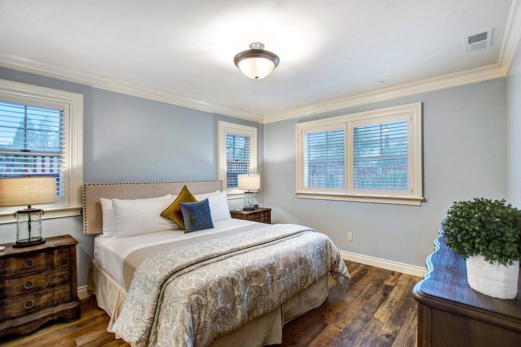 Brandneue Master-Suiten mit 2 Schlafzimmern und Küchenchefs zum Sonoma Plaza in Sonoma, California North Coast