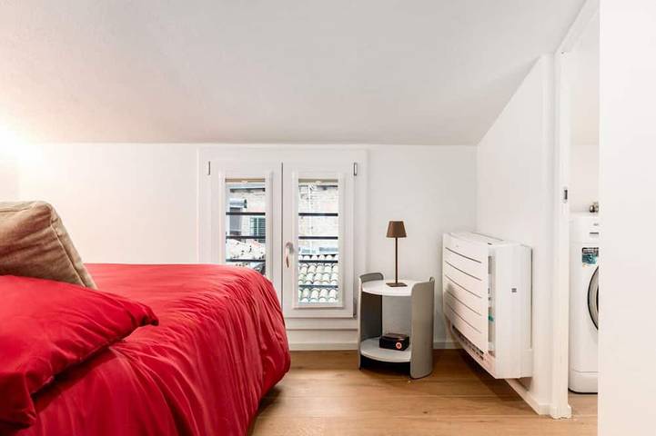 GuestHost - Comfy Studio in Modena Center in Modena, Provincia di Modena