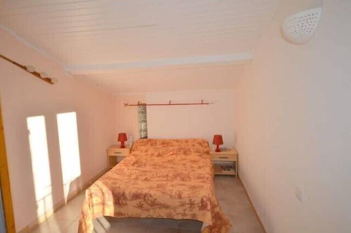Gîte pour 2 personnes, avec Jardin et Sauna à Bauduen - 2