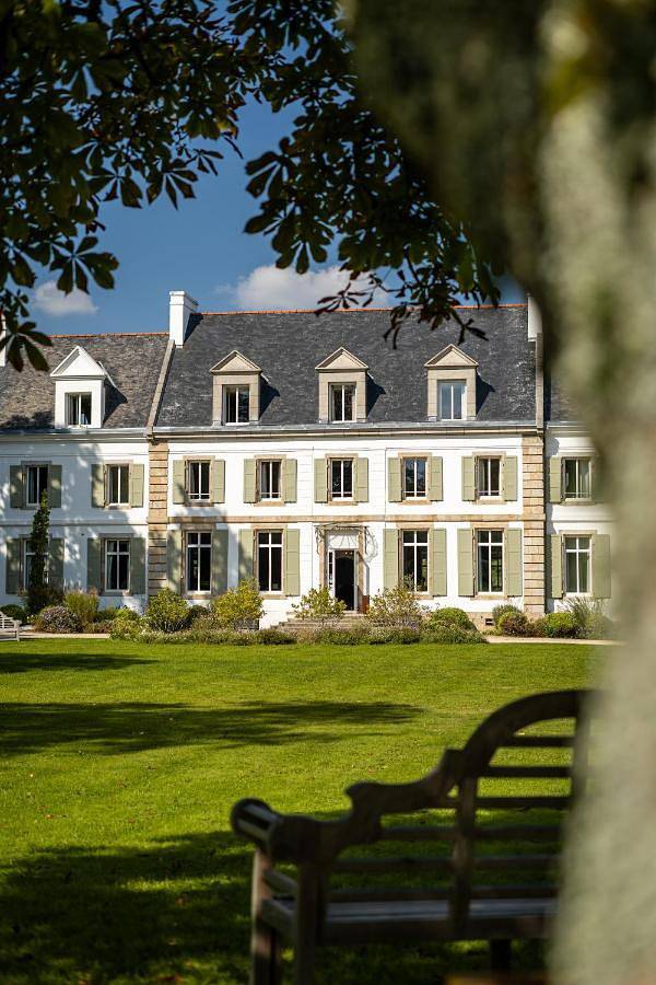 Standard Suite in Lorient, Côte des Mégalithes