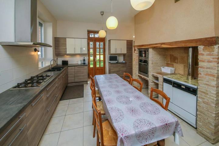 Location de vacances pour 6 personnes, avec jardin ainsi que piscine et vue à Montans - 3