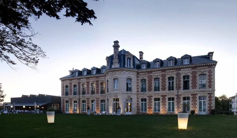 Hôtel pour 2 personnes, avec Terrasse et Jardin ainsi que Piscine et Sauna à L'Houmeau
