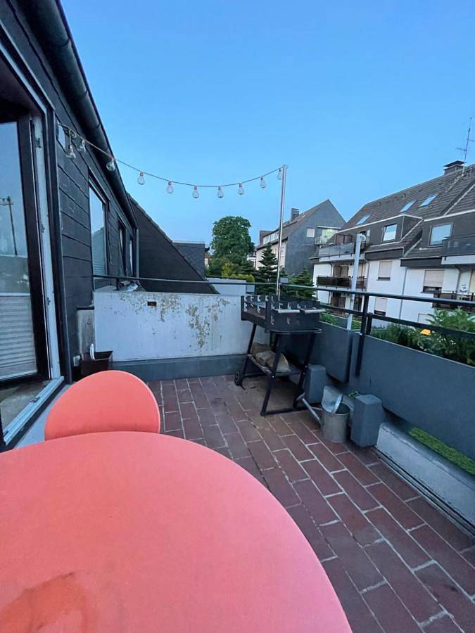 Ferienwohnung für 2 Personen, mit Balkon und Seeblick sowie Ausblick in Essen - 3