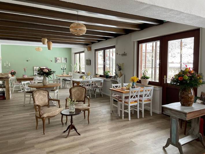 Chambre d’hôte pour 2 personnes, avec Balcon et Terrasse ainsi que Jardin et Vue à Leimbach