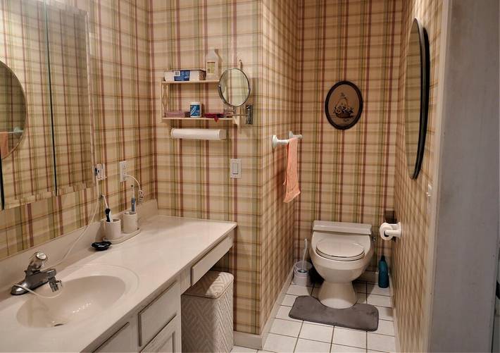 Vacation rental for 10 people, with terrace in Lee