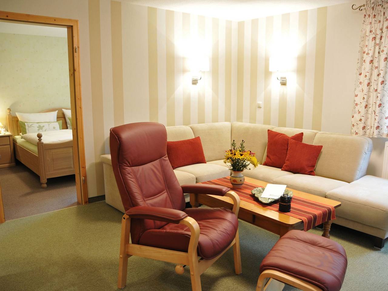 Ganze Wohnung, Wiesengrund in Neuhaus am Rennweg, Rennsteig