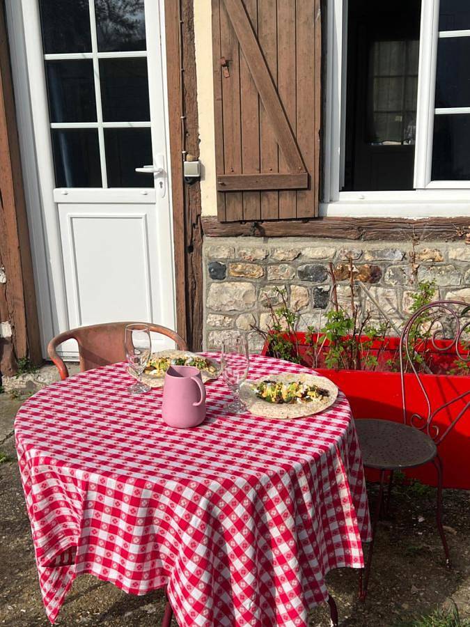 Location de vacances pour 4 personnes, avec terrasse à Berville-sur-Mer - 2