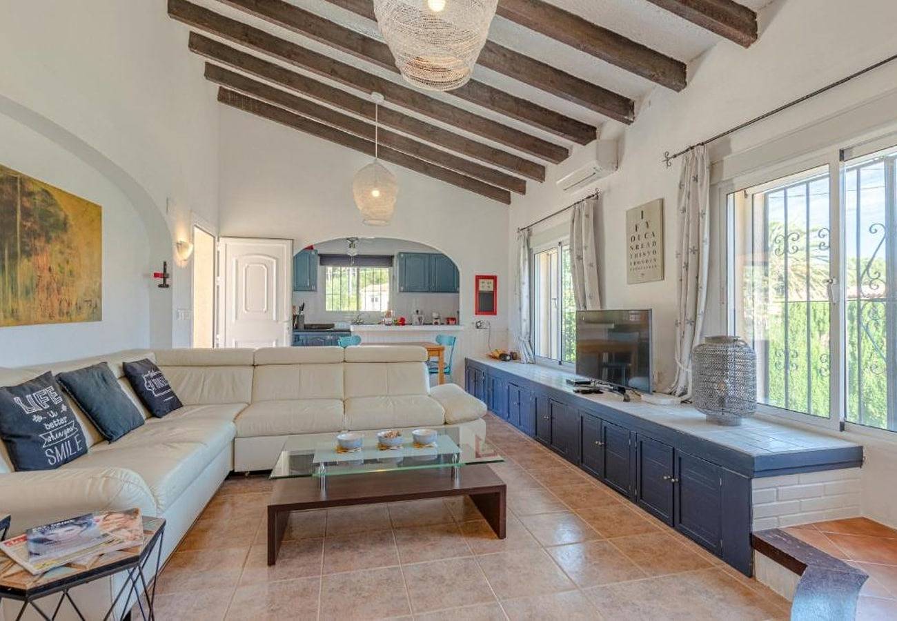 Villa 'Monique' with Private Pool, Wi-Fi and Air Conditioning in Benissa, Costa Blanca