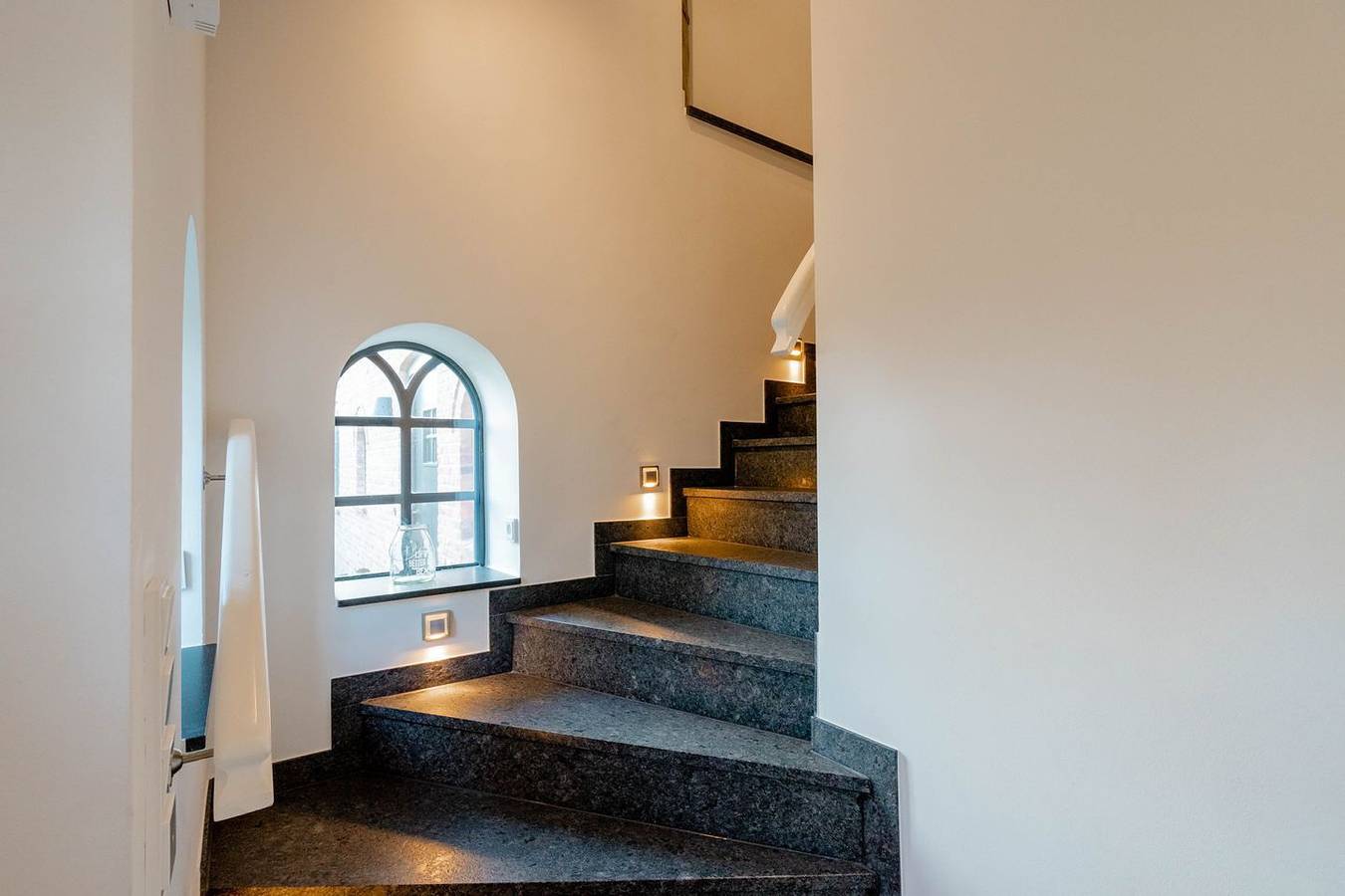 Ganze Wohnung, Moderne -helle-ruhige- in den Wiesen liegende Ferienwohnung auf Sylt in Wenningstedt, Sylt