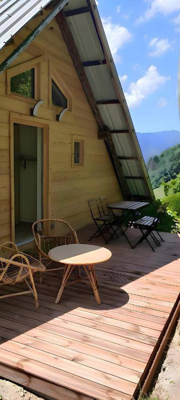 Chambre d’hôte pour 5 personnes, avec jardin à Queige