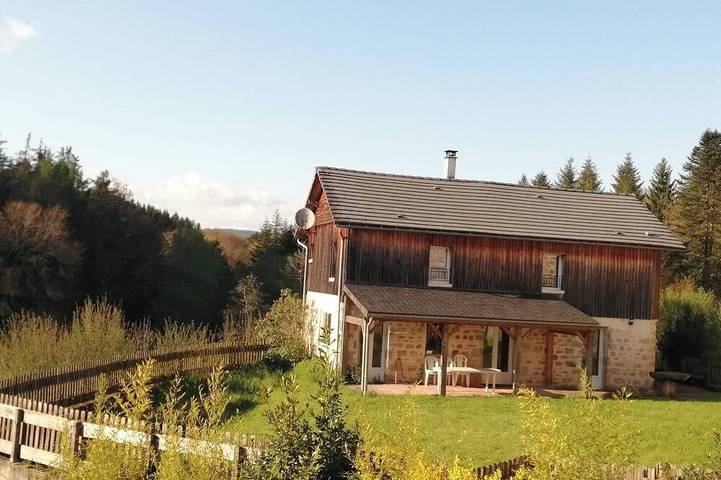 Chalet pour 6 personnes, avec terrasse et jardin