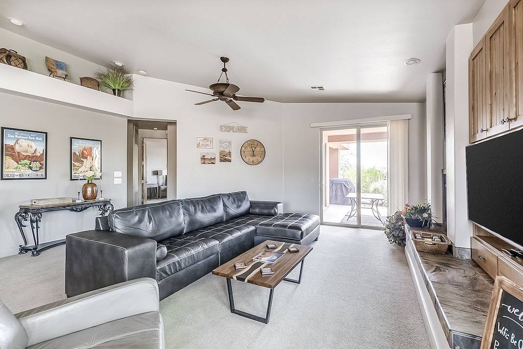 Desert gem near Zion with pool/hot tub access, fast Wifi & Ac in Santa Clara (UT), Zion Nationalpark