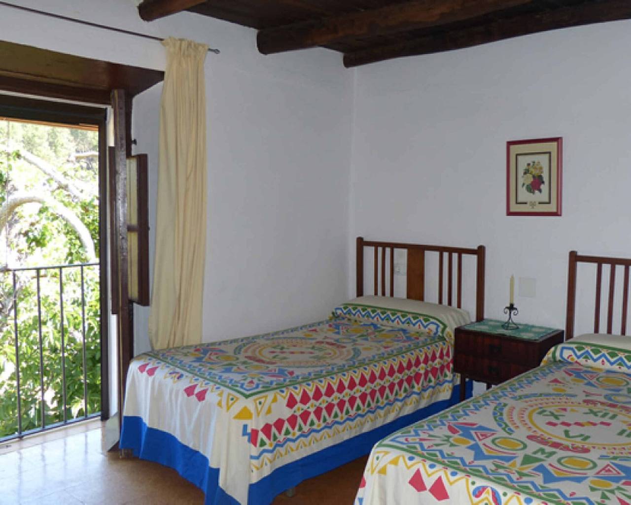 Casa rural 'Los Cascos' con vistas a la montaña, piscina compartida y aire acondicionado in Fuenteheridos, Sierra de Aracena y Picos de Aroche
