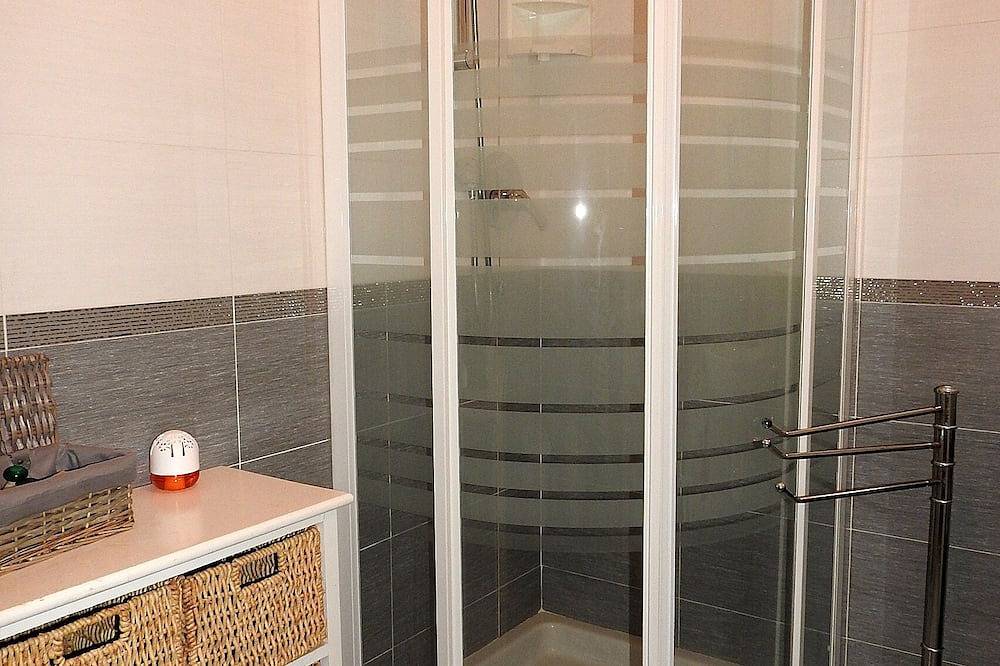 Ganze Wohnung, 150 m vom Strand entfernt in Ospedaletti, Ospedaletti Gemeinde