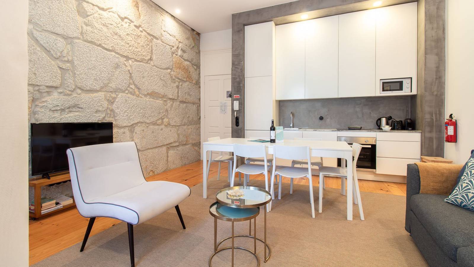 Hel leilighet, Dirk Apartment - Almada 3º T by Lovelystay in Vitoria (Porto), Porto