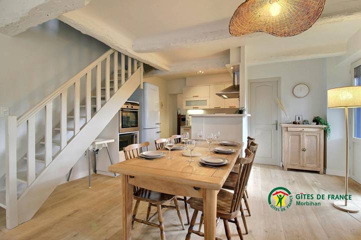 Gîte pour 6 personnes, avec jardin et vue à Ploemel - 4