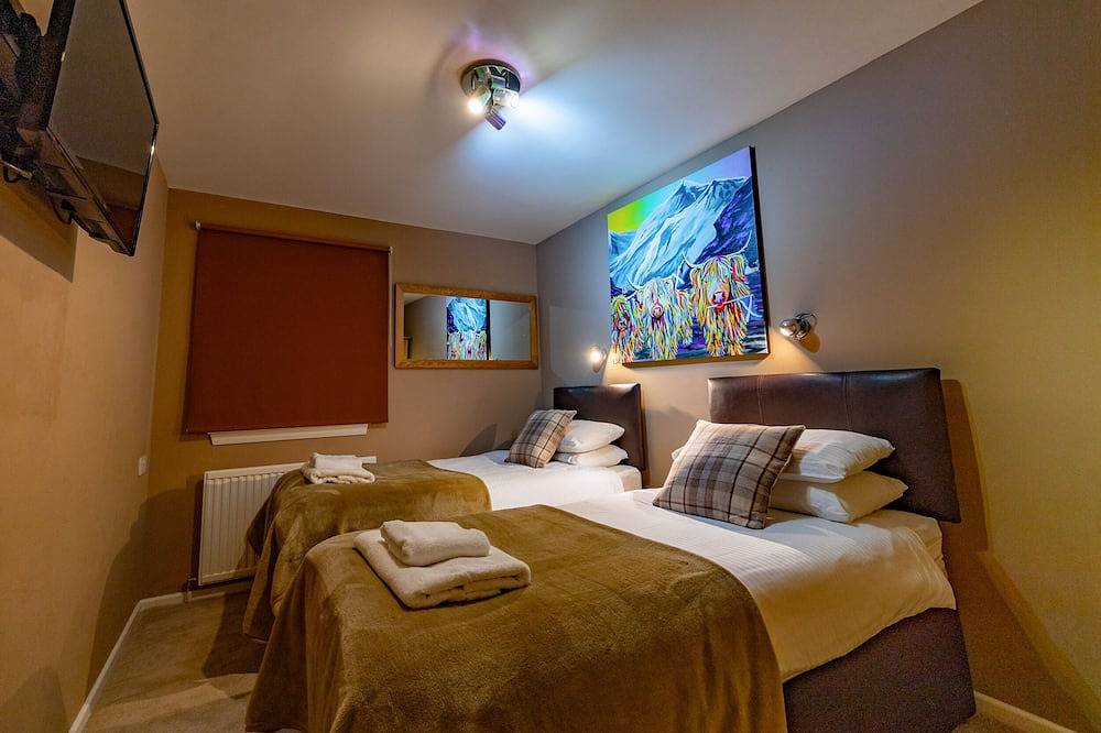 Modern, open, comfortable home within walking distance of Golf courses and beach in Gullane, Edinburgh and Lothian