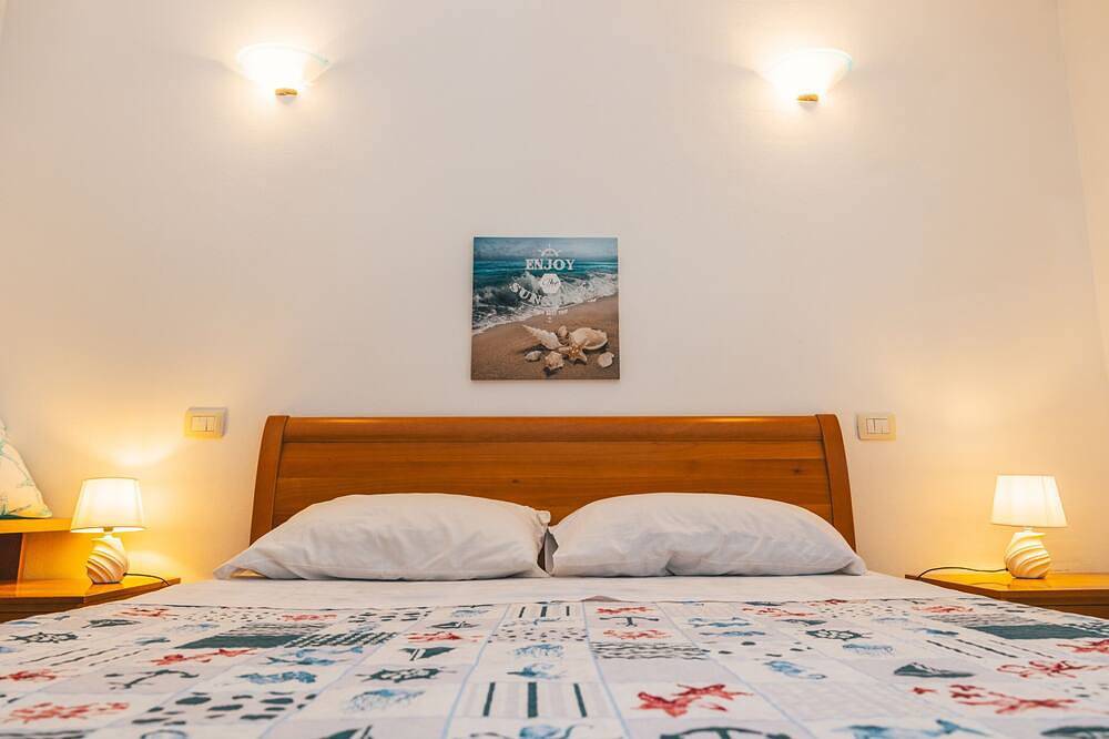 Villa-Superior-Eigenes Badezimmer-Gartenblick-Il Sogno case vacanze 4 in Sant'Anna Arresi, Sulcis Iglesiente
